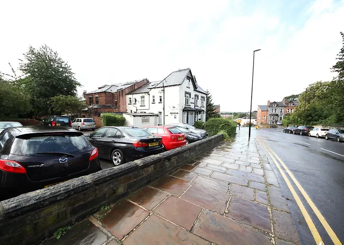 בית הארחה Avalon